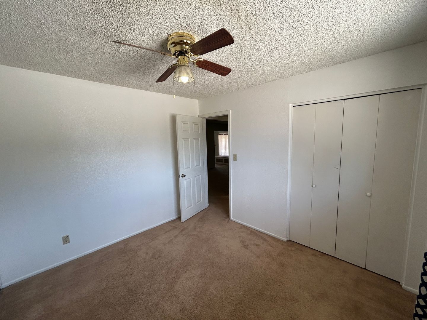 Old Litchfield Park Home (4 bedrooms/2 bathrooms) on a HUGE LOT (14,982 sf) ready for immediate move-in property image