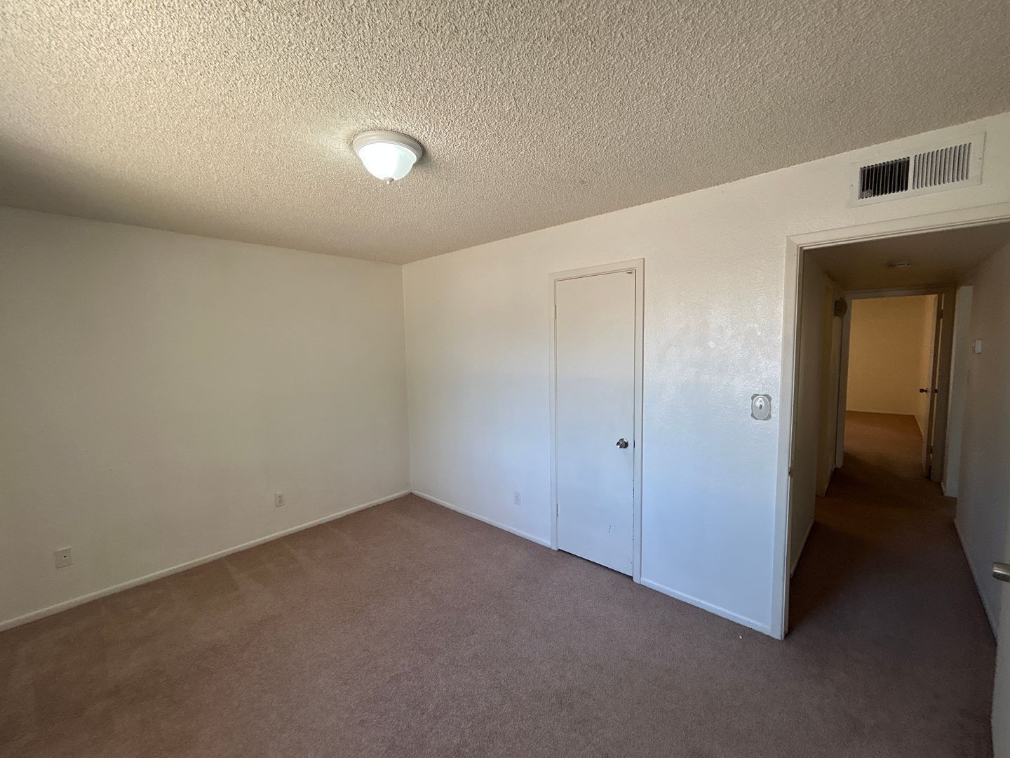 Old Litchfield Park Home (4 bedrooms/2 bathrooms) on a HUGE LOT (14,982 sf) ready for immediate move-in property image