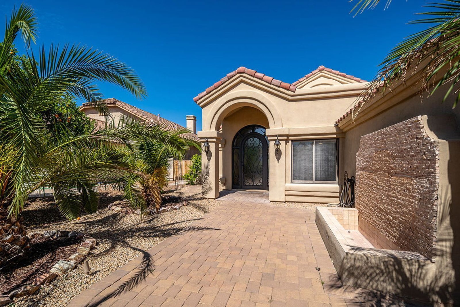 STUNNING 3 Bedroom Home in Litchfield Greens ready for early June move-in !!! property image
