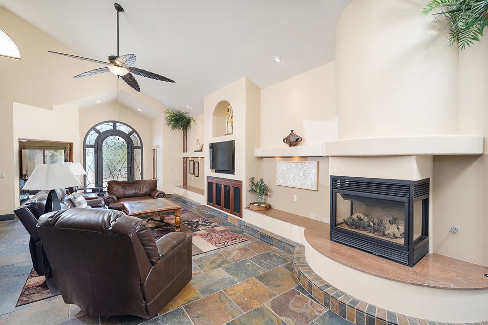 STUNNING 3 Bedroom Home in Litchfield Greens ready for early June move-in !!! property image