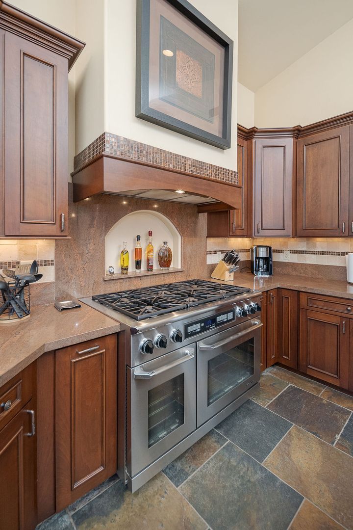 STUNNING 3 Bedroom Home in Litchfield Greens ready for early June move-in !!! property image
