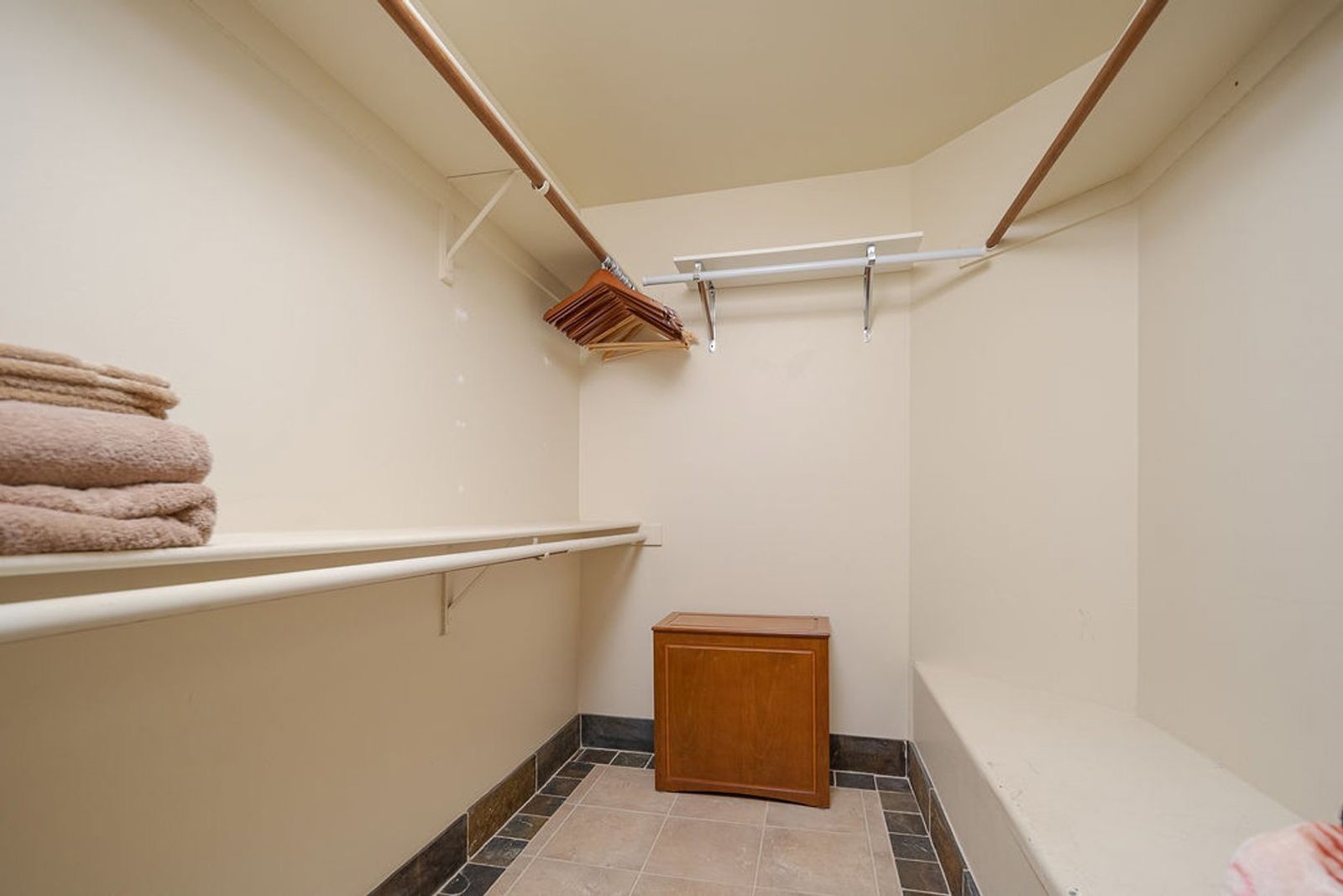 STUNNING 3 Bedroom Home in Litchfield Greens ready for early June move-in !!! property image