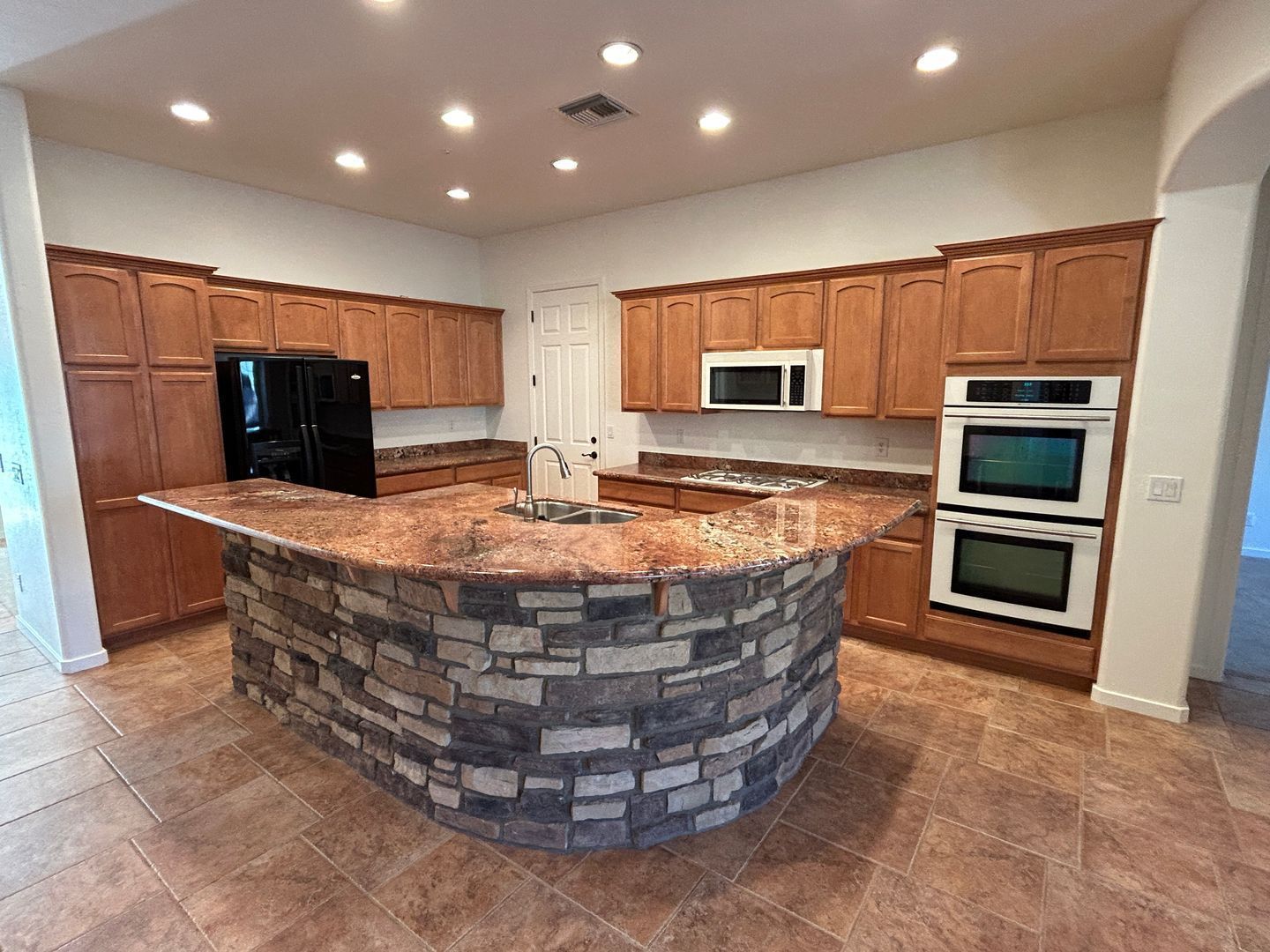 Fantastic Home with pool/spa location in Litchfield Park ready for early June move in! property image