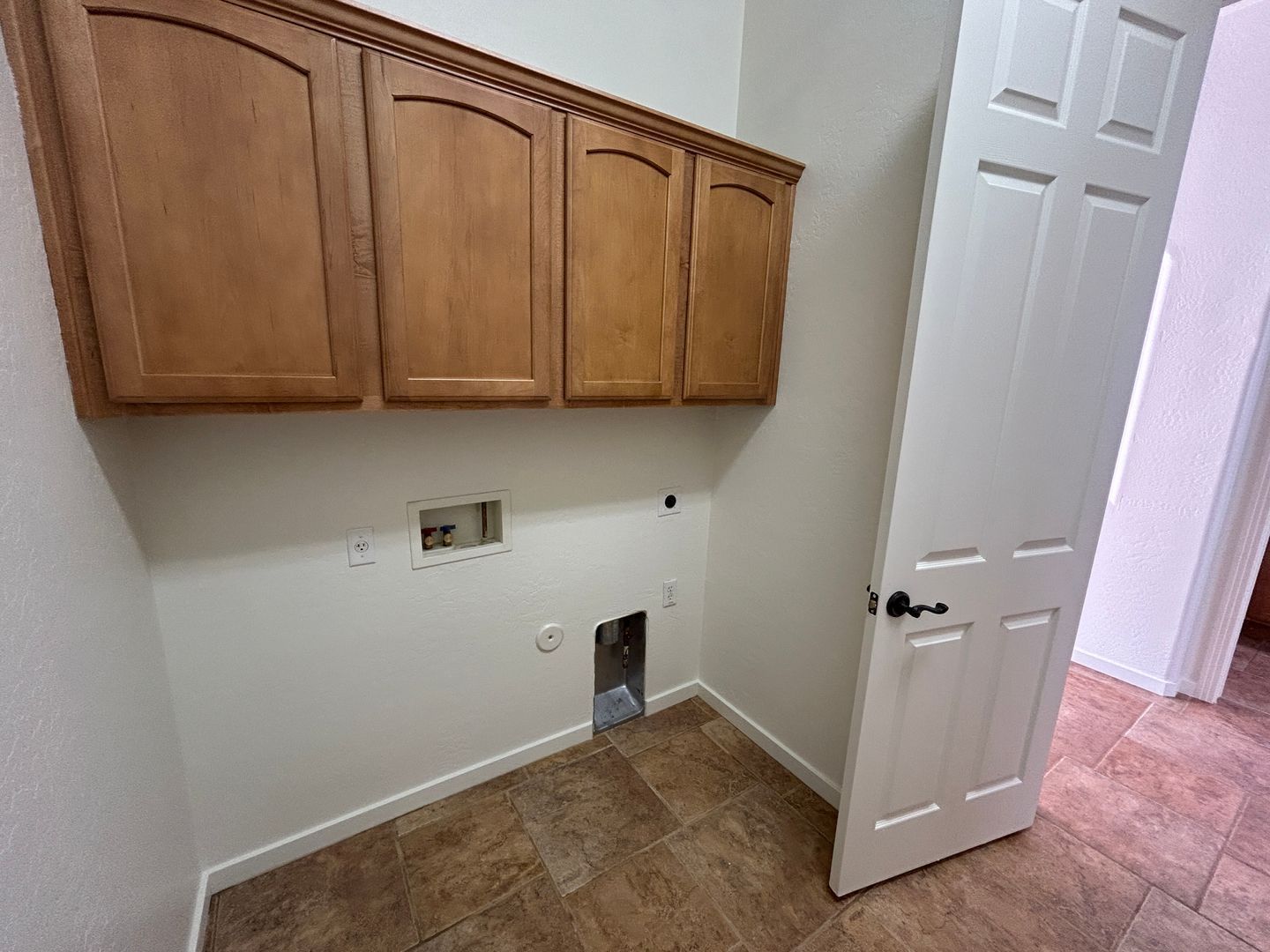 Fantastic Home with pool/spa location in Litchfield Park ready for early June move in! property image