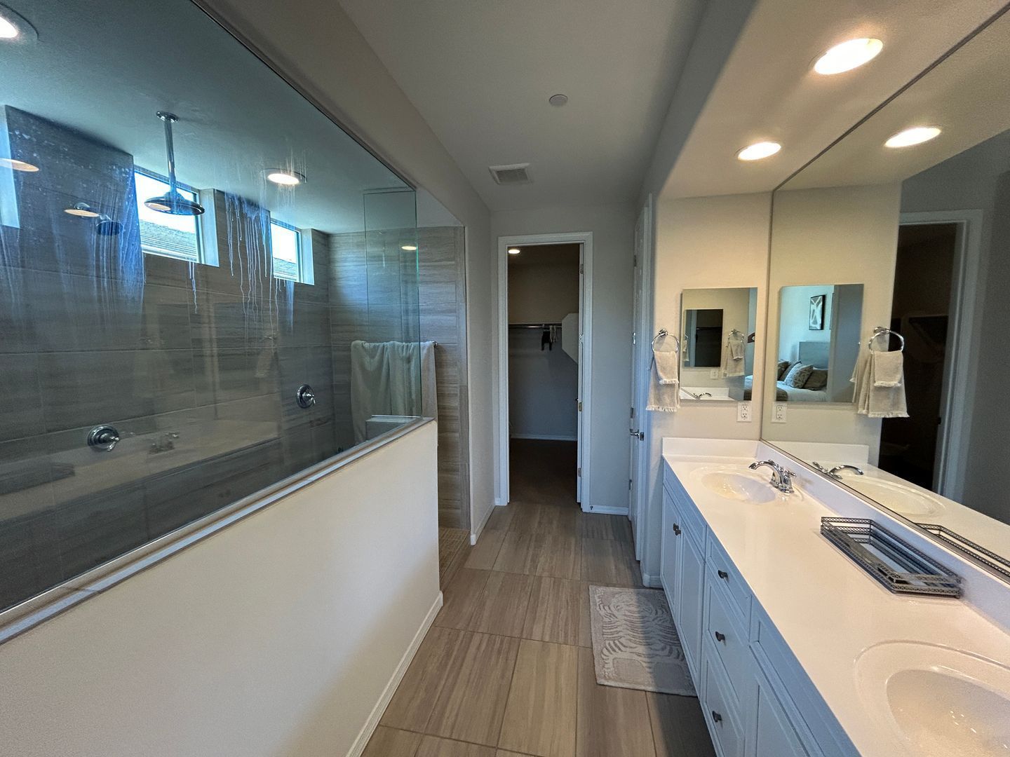 Furnished or Unfurnished Home - 12 Month Minimum Lease (4 bedrooms/3 bathrooms-plus den) WITH POOL in Vistancia is ready for immediate move-in property image