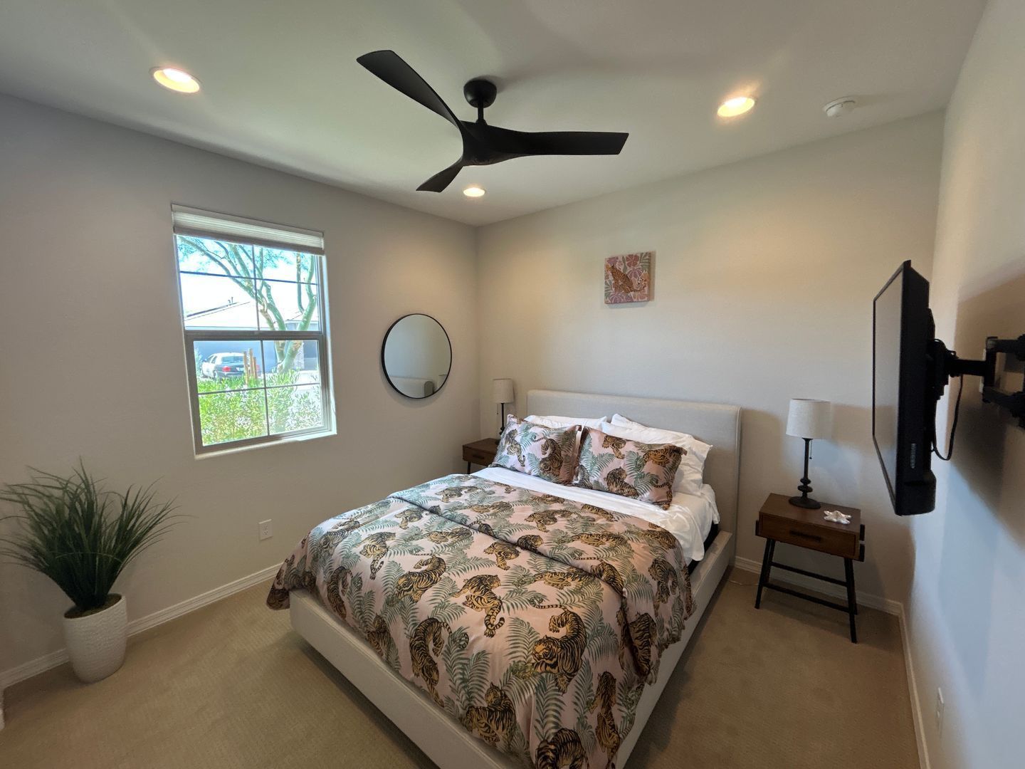 Furnished or Unfurnished Home - 12 Month Minimum Lease (4 bedrooms/3 bathrooms-plus den) WITH POOL in Vistancia is ready for immediate move-in property image