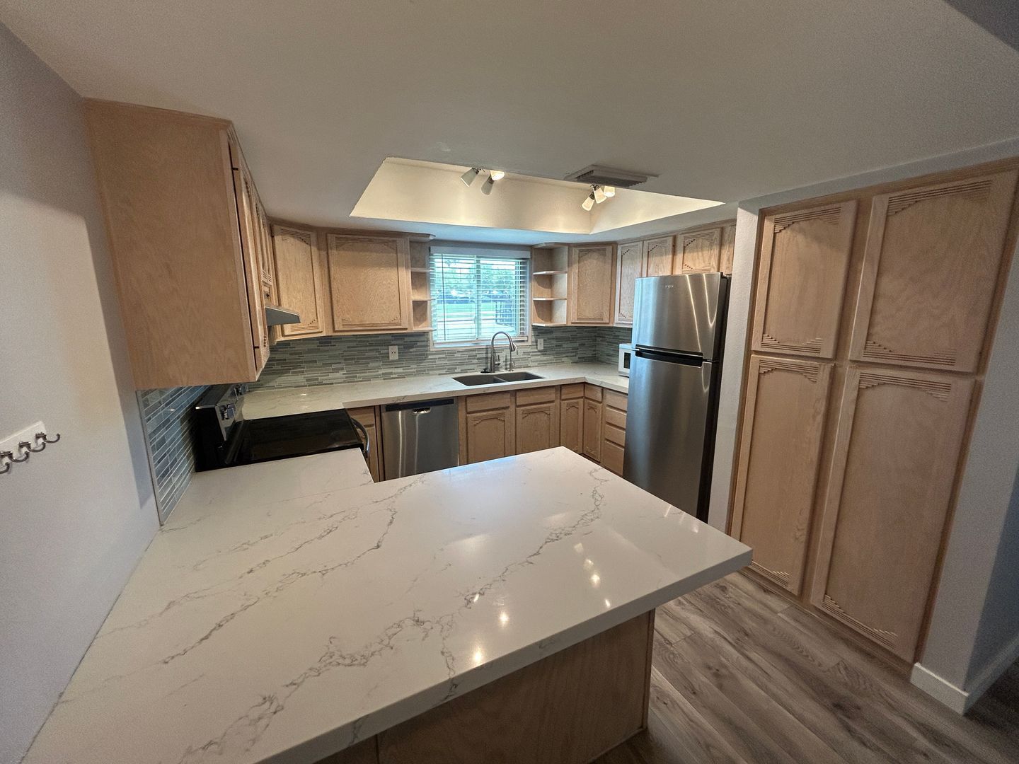Updated Bellair Townhome with SOLAR (3 bed/2 bath) ready for immediate move-in property image