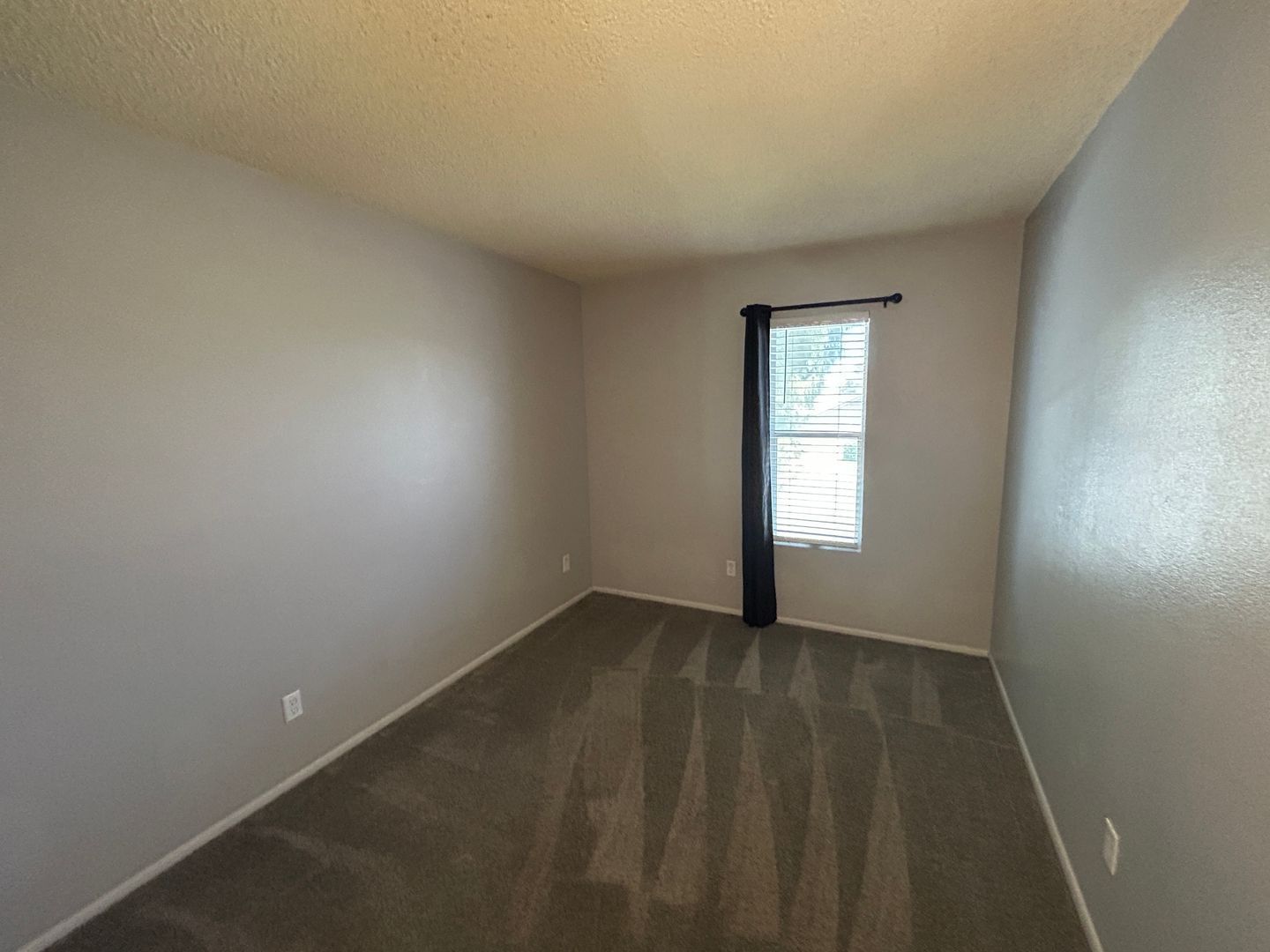 Updated Bellair Townhome with SOLAR (3 bed/2 bath) ready for immediate move-in property image