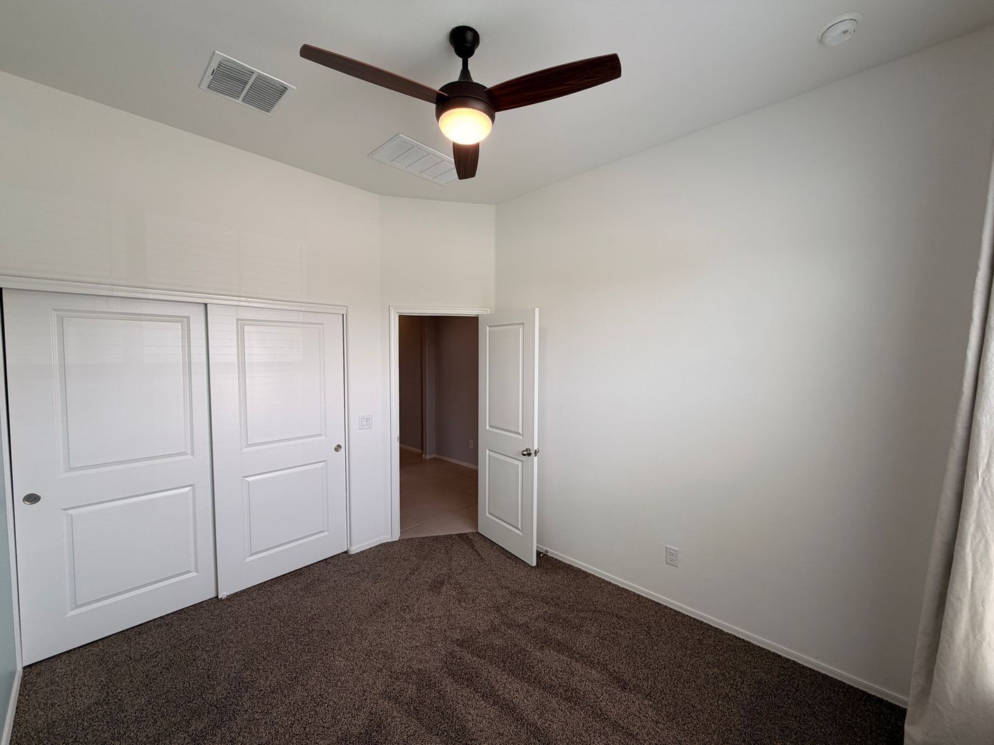 Newer Home Built in 2023 (3 bedrooms/2 bathrooms) in Surprise ready for immediate move-in property image