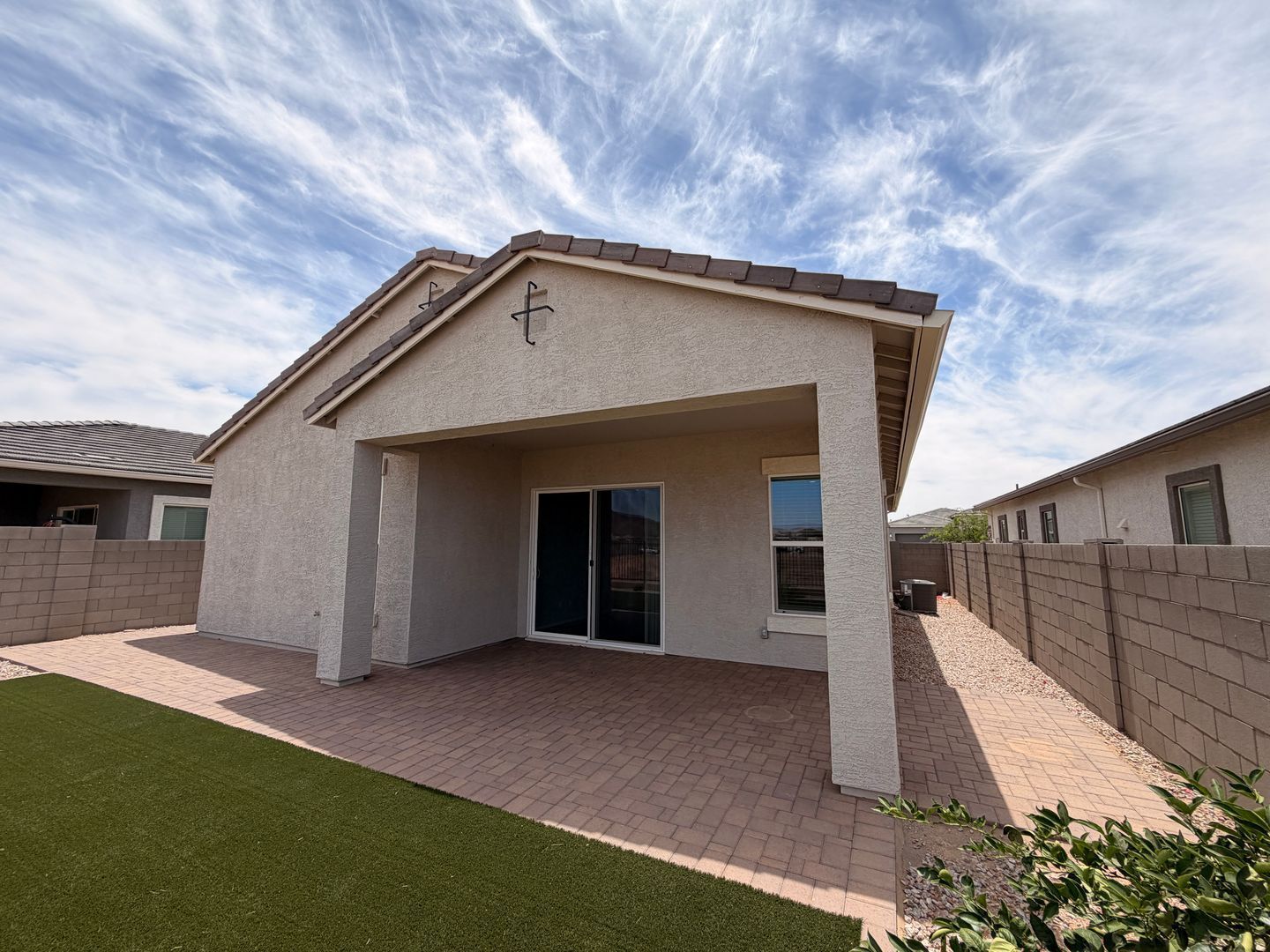 Newer Home Built in 2023 (3 bedrooms/2 bathrooms) in Surprise ready for immediate move-in property image