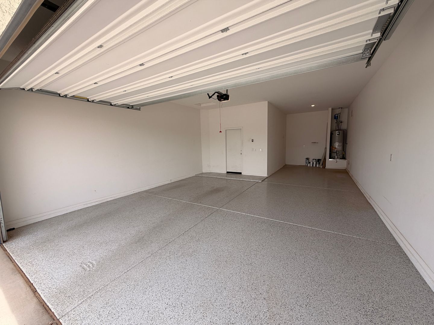 Newer Home Built in 2023 (3 bedrooms/2 bathrooms) in Surprise ready for immediate move-in property image