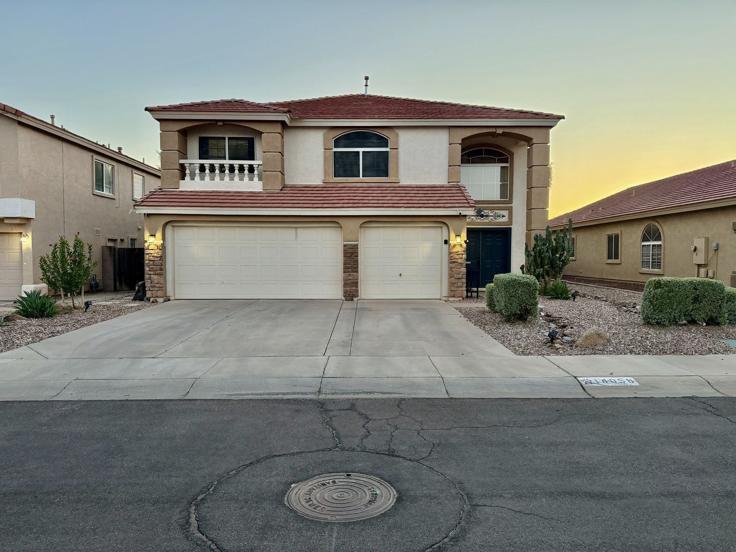 Nicely updated 4 bedrooms/2.5 bathroom home in Surprise ready for early August move-in property image
