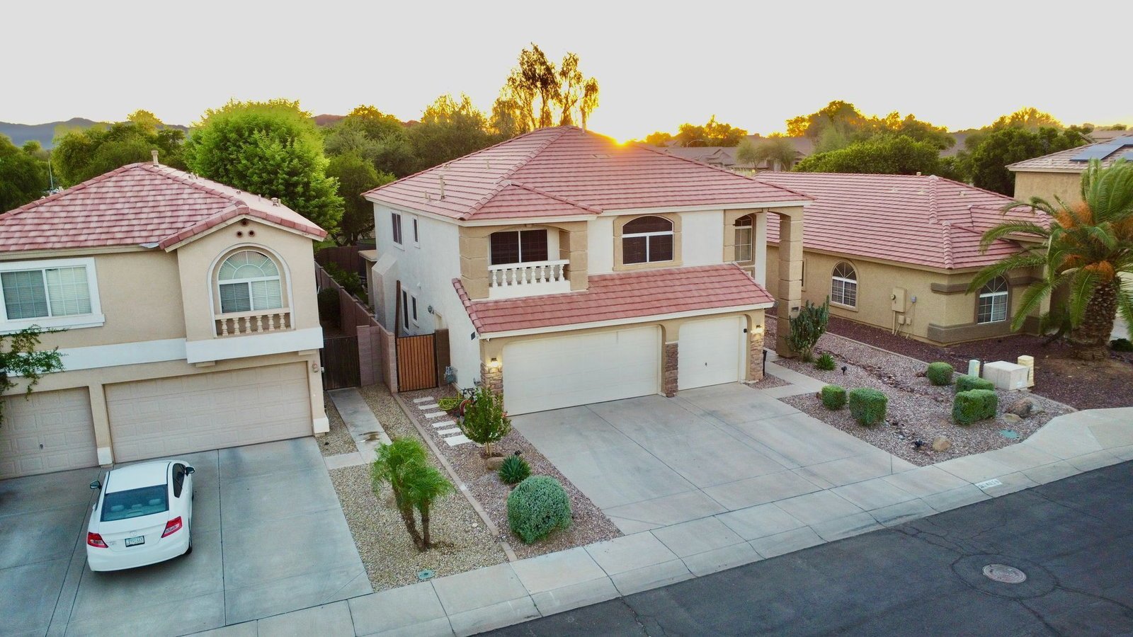 Nicely updated 4 bedrooms/2.5 bathroom home in Surprise ready for early August move-in property image