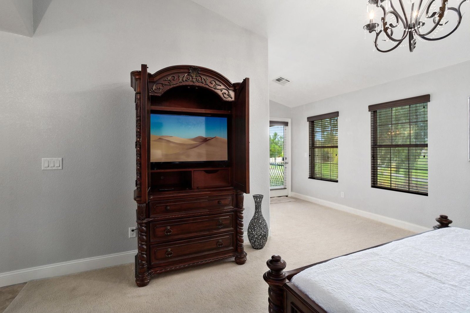 Beautiful Arrowhead Ranch - Golf Course Lot (4 beds/2.5 baths)- ready for early July move-in property image
