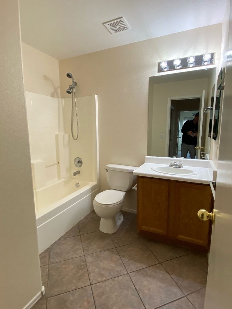 4 bedroom 2 bath home in Citrus Point is available for an early Julu Move in! property image