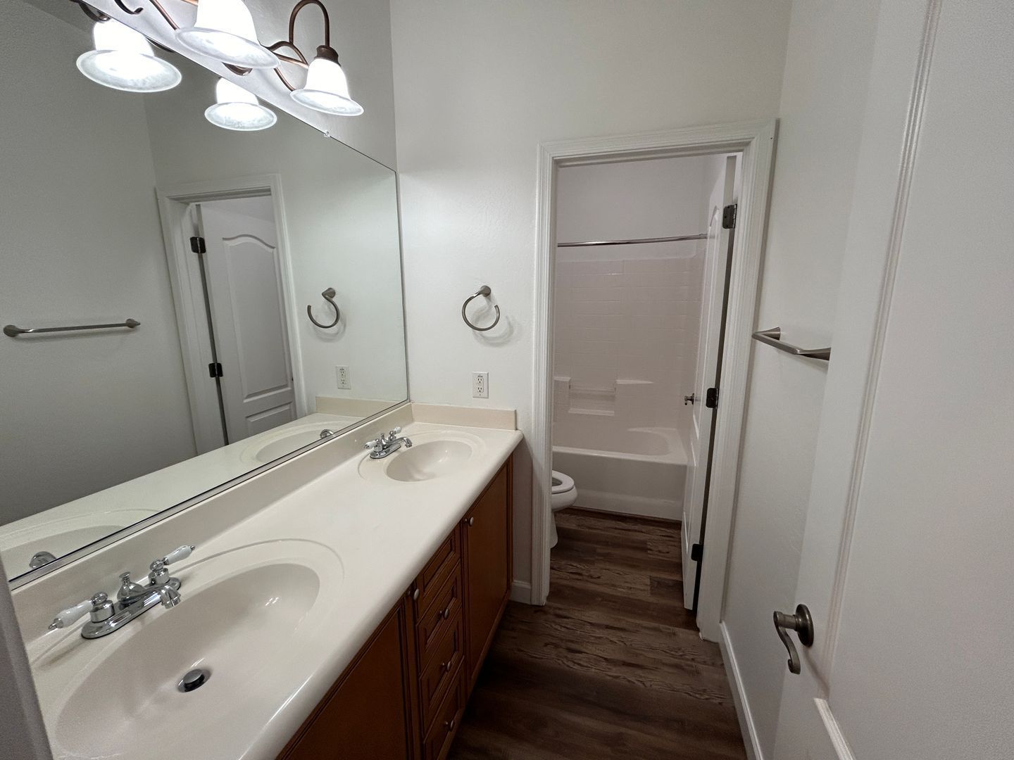 Spacious 4 bedroom / 2 bathroom home in Laveen Ready for early an early July Move in! property image