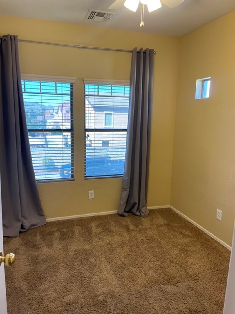 3 bedroom and 2 1/2 bath home with a pool and spa in Surprise Farms is ready for early July move in! property image