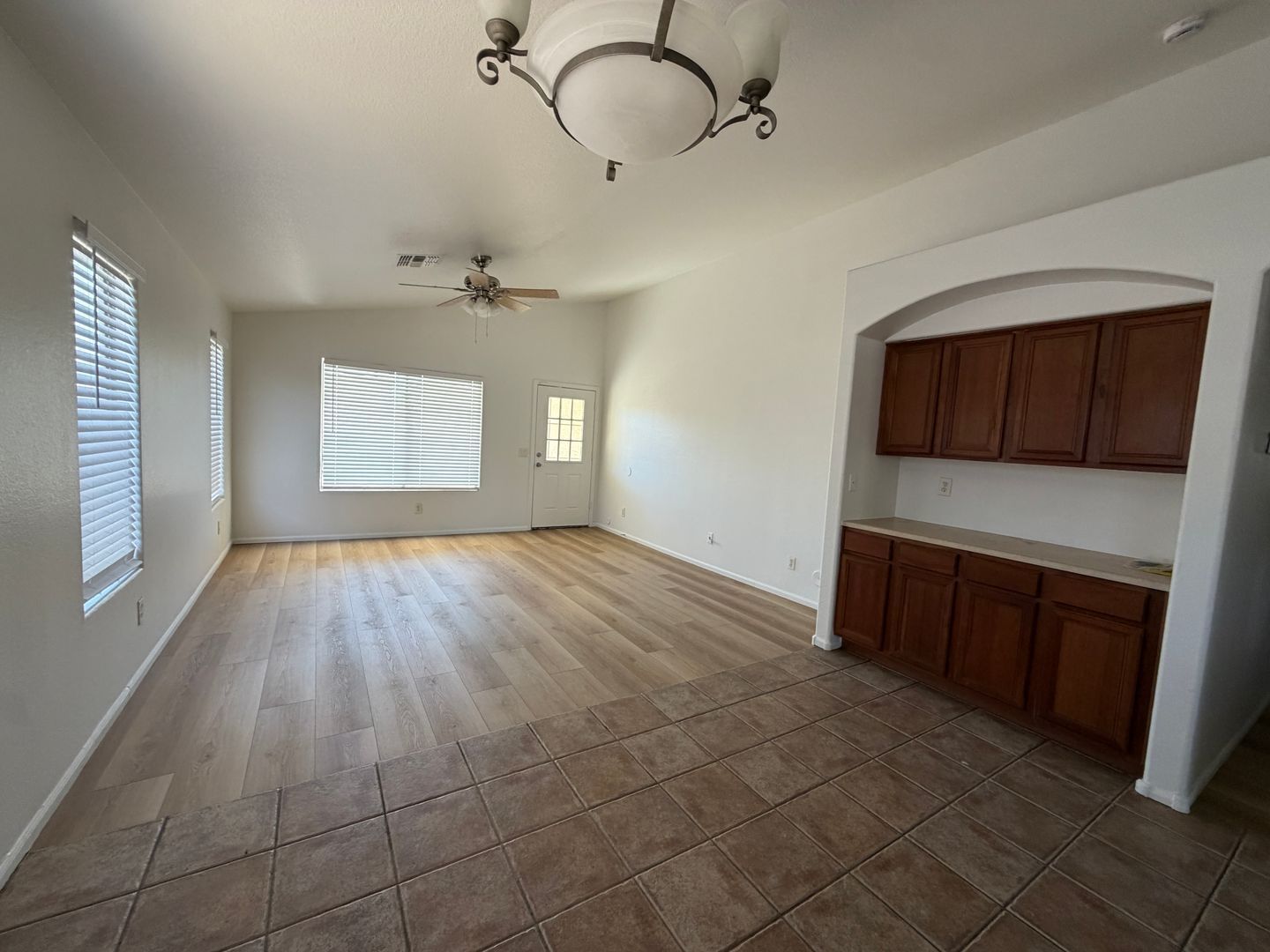Move-In Ready 3-Bed, 2-Bath Home in Goodyear property image