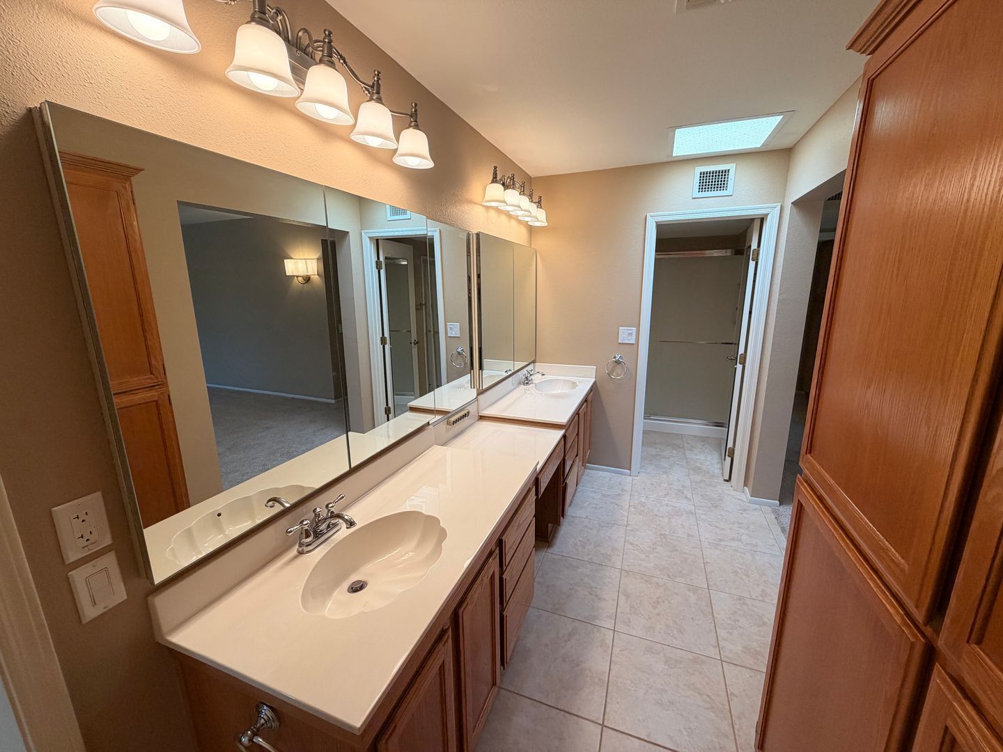 Nicely updated Sun City West Home ready for immediate move-in property image