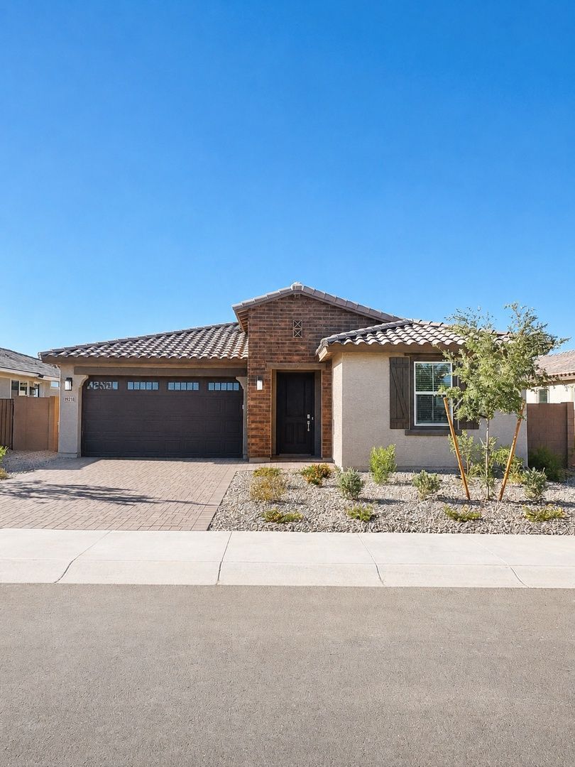 Brand New Litchfield Park Home - 4 Bed /3 bath, ready for immediate move-in! property image
