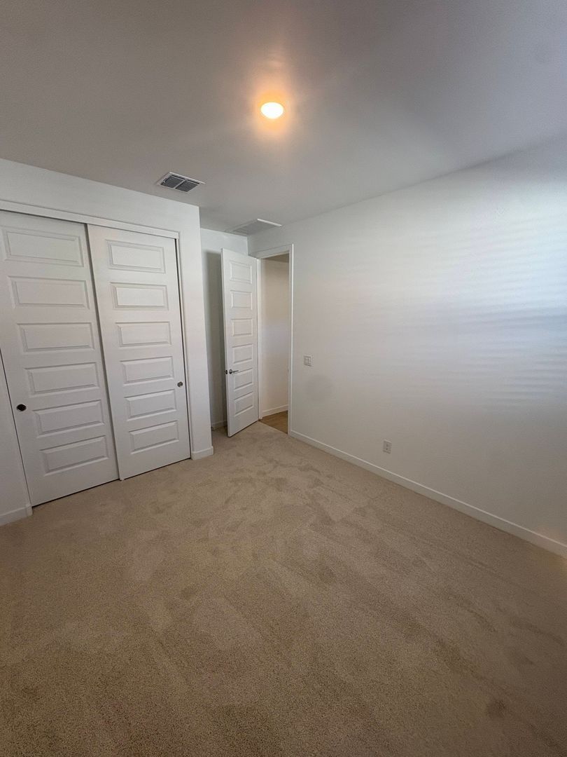 Brand New Litchfield Park Home - 4 Bed /3 bath, ready for immediate move-in! property image