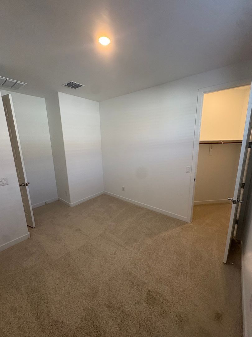 Brand New Litchfield Park Home - 4 Bed /3 bath, ready for immediate move-in! property image