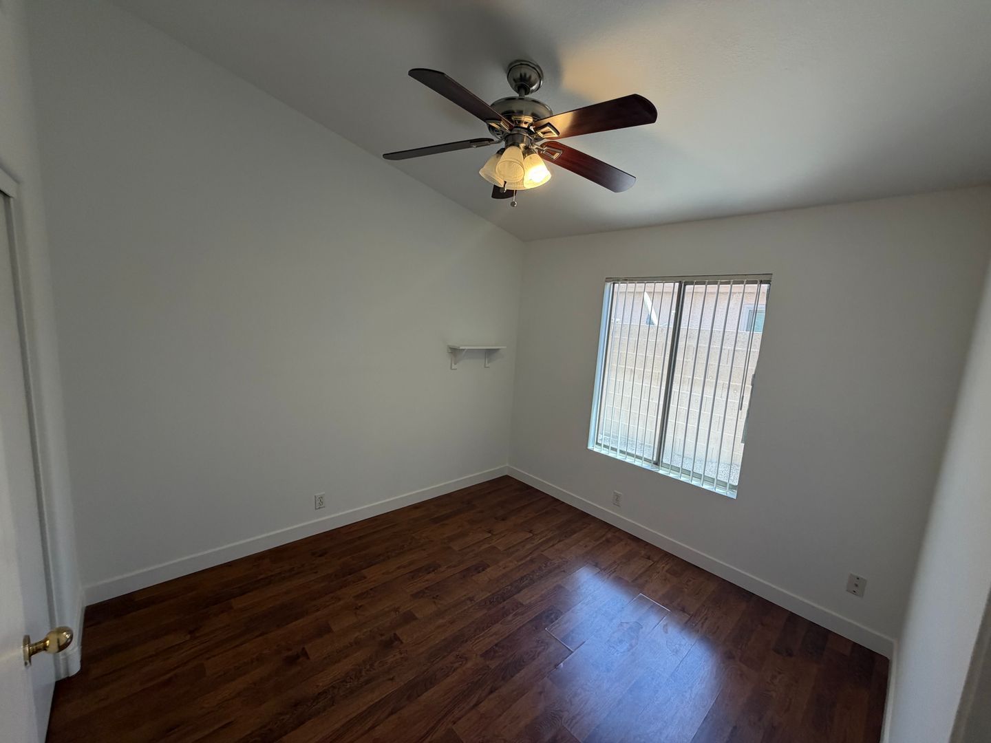 Beautiful 3 Bedroom, 2 Bathroom Home for Rent in Peoria ready for immediate Move in! property image