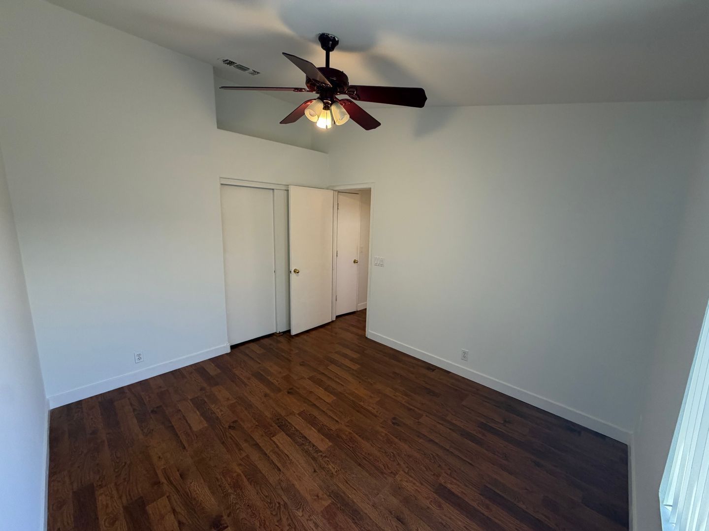 Beautiful 3 Bedroom, 2 Bathroom Home for Rent in Peoria ready for immediate Move in! property image