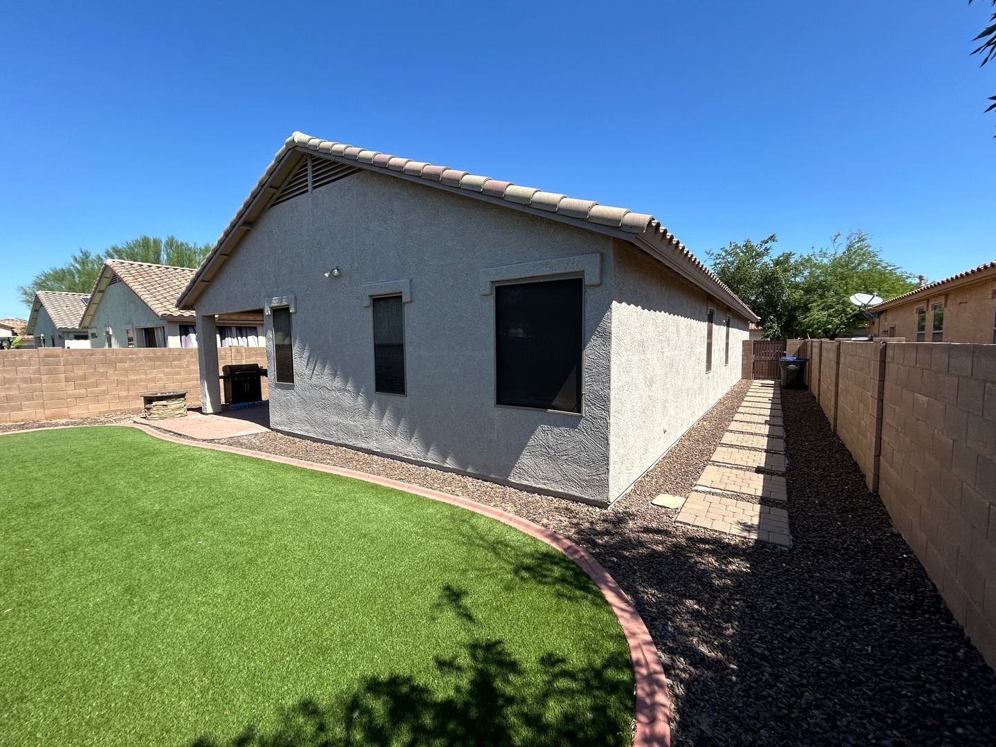 Fantastic 4 bedroom / 3 bathroom home in Bell West Ranch !! property image