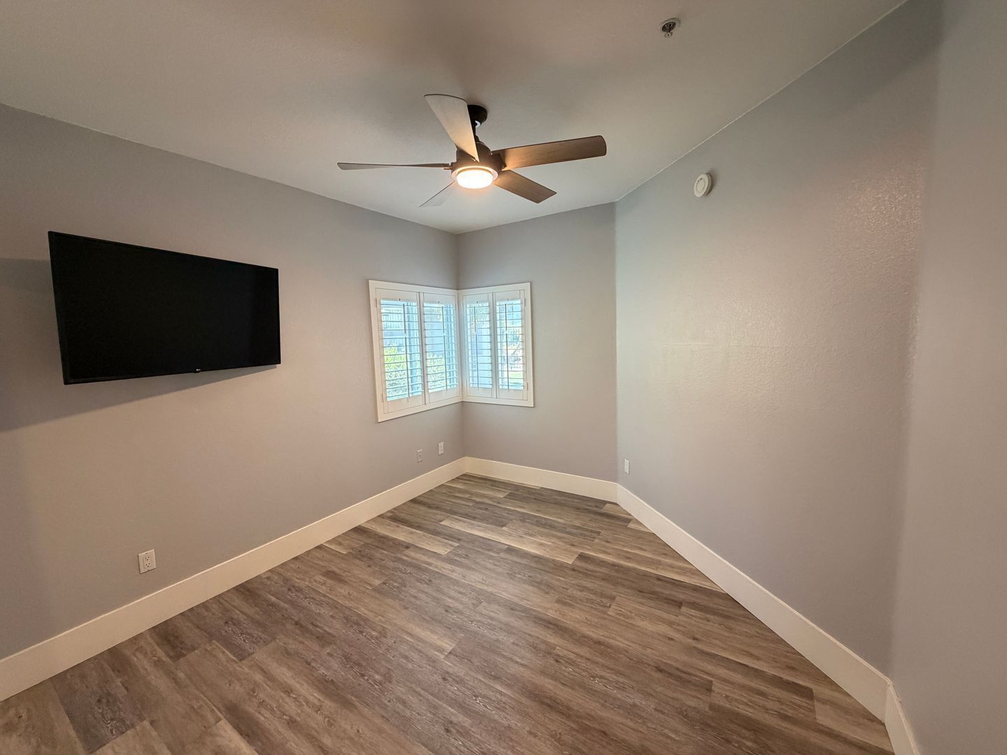 Nicely updated Arrowhead Ranch Townhome ready for immediate move-in property image