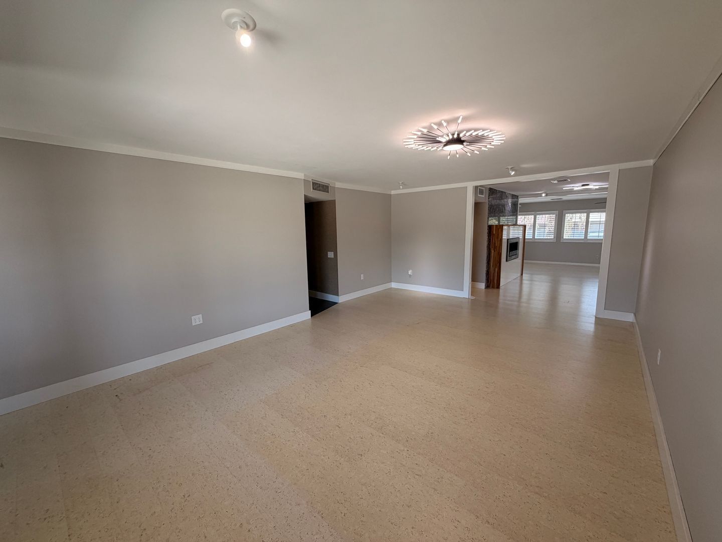 Remodeled Sun City West Home (2 bedrooms/3 bathrooms) ready for immediate move-in property image