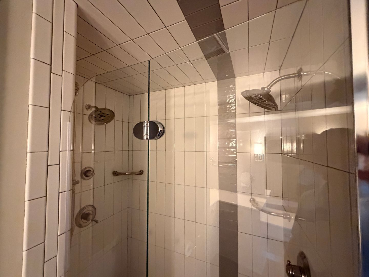 Remodeled Sun City West Home (2 bedrooms/3 bathrooms) ready for immediate move-in property image