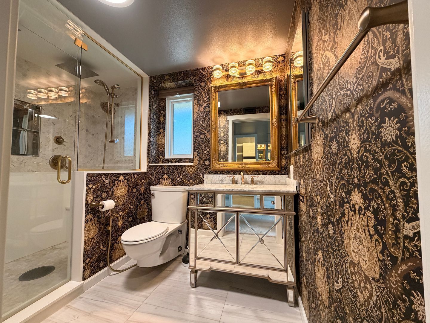 Remodeled Sun City West Home (2 bedrooms/3 bathrooms) ready for immediate move-in property image