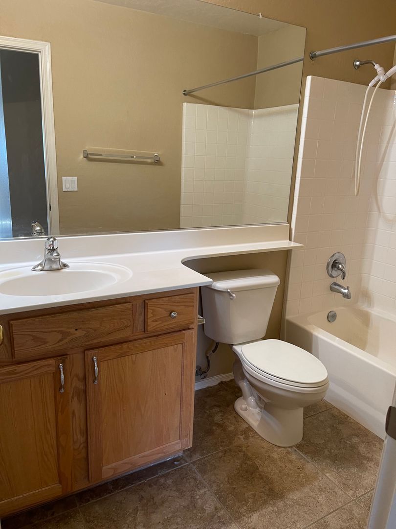 4 bedroom 2 bathroom in Sierra Bella is ready for August move in!! property image