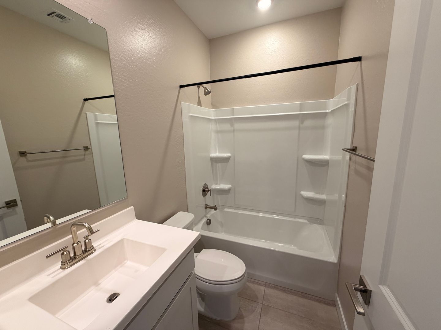 Home Built in 2025 (3 bedrooms/2 bathrooms) located in Goodyear - ready for immediate move-in property image
