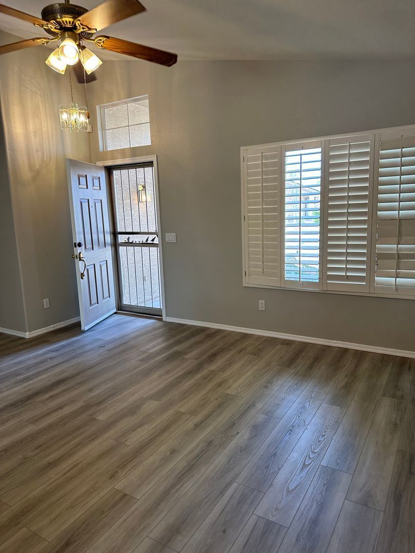 3 bedroom 2 bath home in Countryside- Available for Early September Move In! property image
