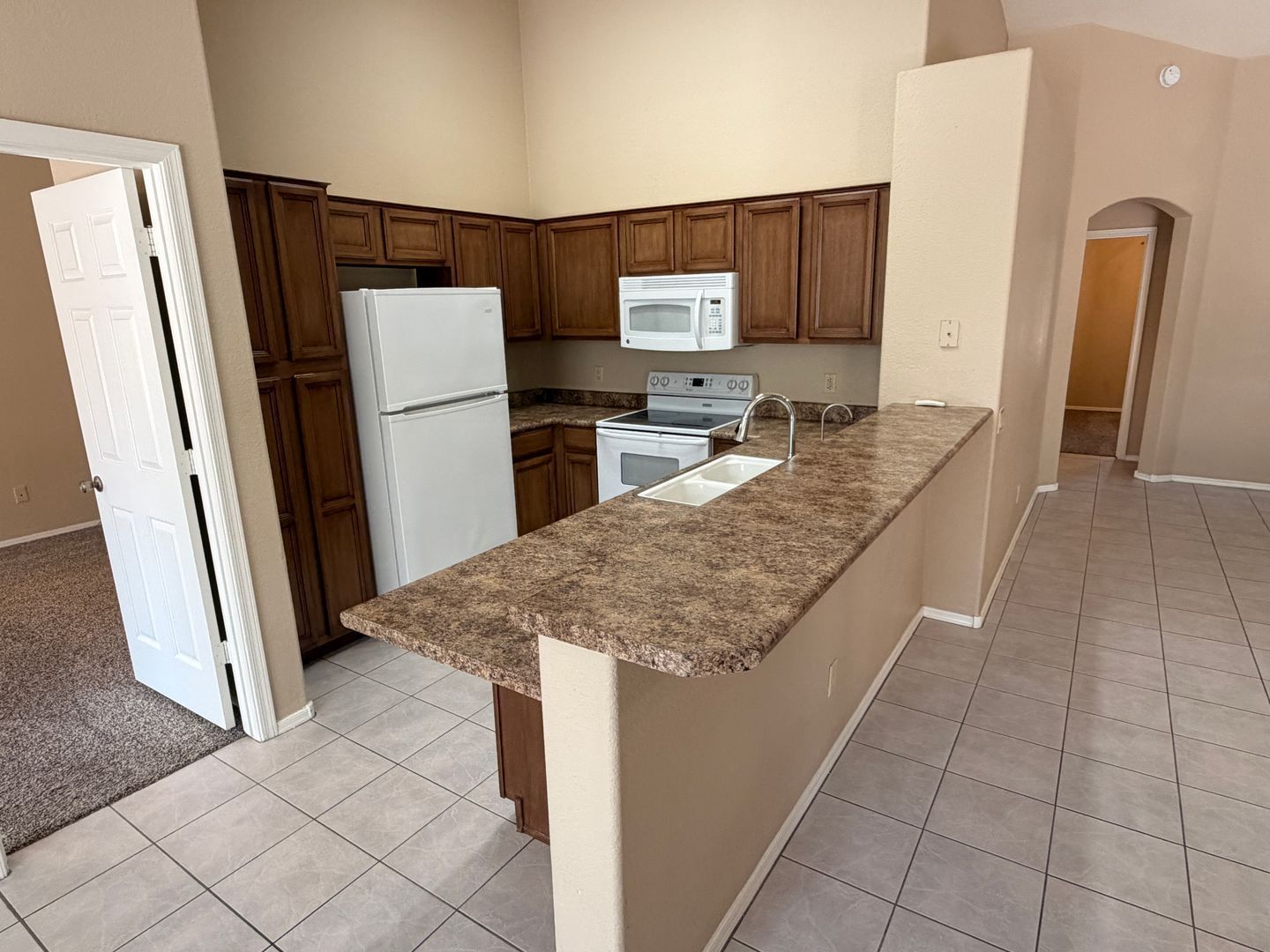 LOCATION LOCATION !!  3 bedroom 2 bath home in Chandler(Ocotillo) with pool ready for immediate move-in property image