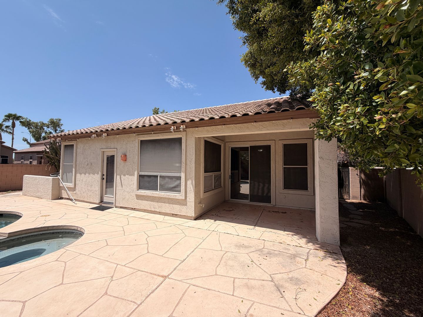 LOCATION LOCATION !!  3 bedroom 2 bath home in Chandler(Ocotillo) with pool ready for immediate move-in property image