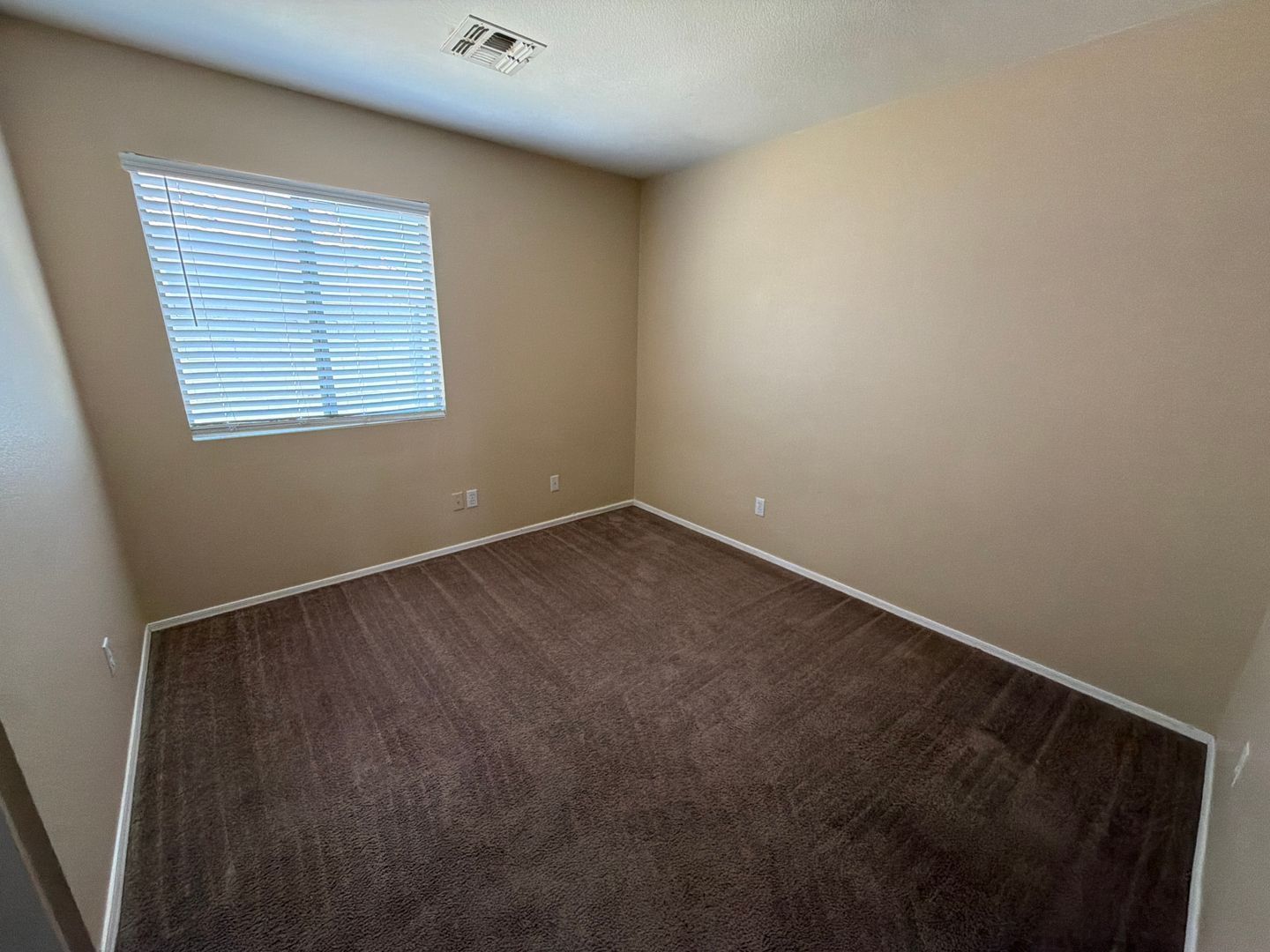 4 bedroom 2 bath home in West Point is available for an early July move in! property image