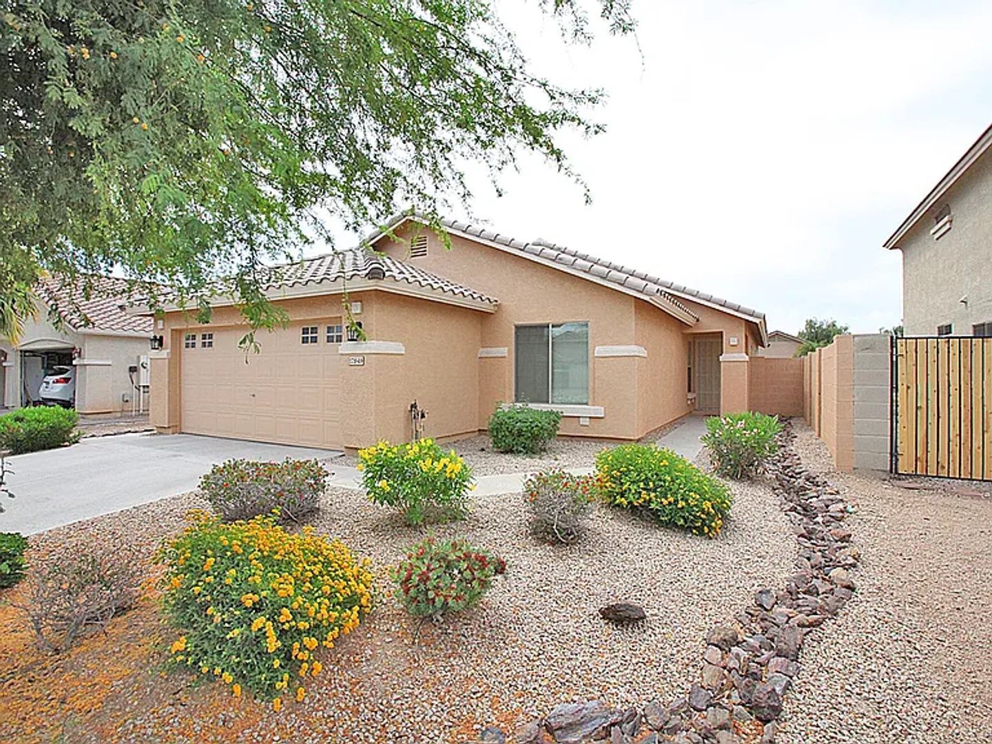 Beautiful 4-Bedroom Home in Surprise! property image
