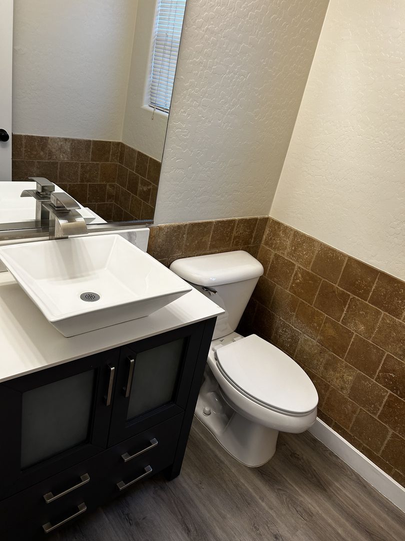 Beautiful 4 bedroom / 2.5 bathroom SOLAR home in Bell Pointe- Early September move-in !!! property image