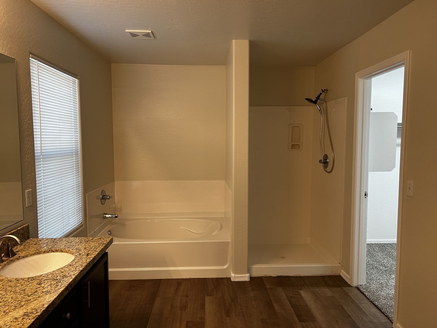 Beautiful 4 bedroom / 2.5 bathroom SOLAR home in Bell Pointe- Early September move-in !!! property image