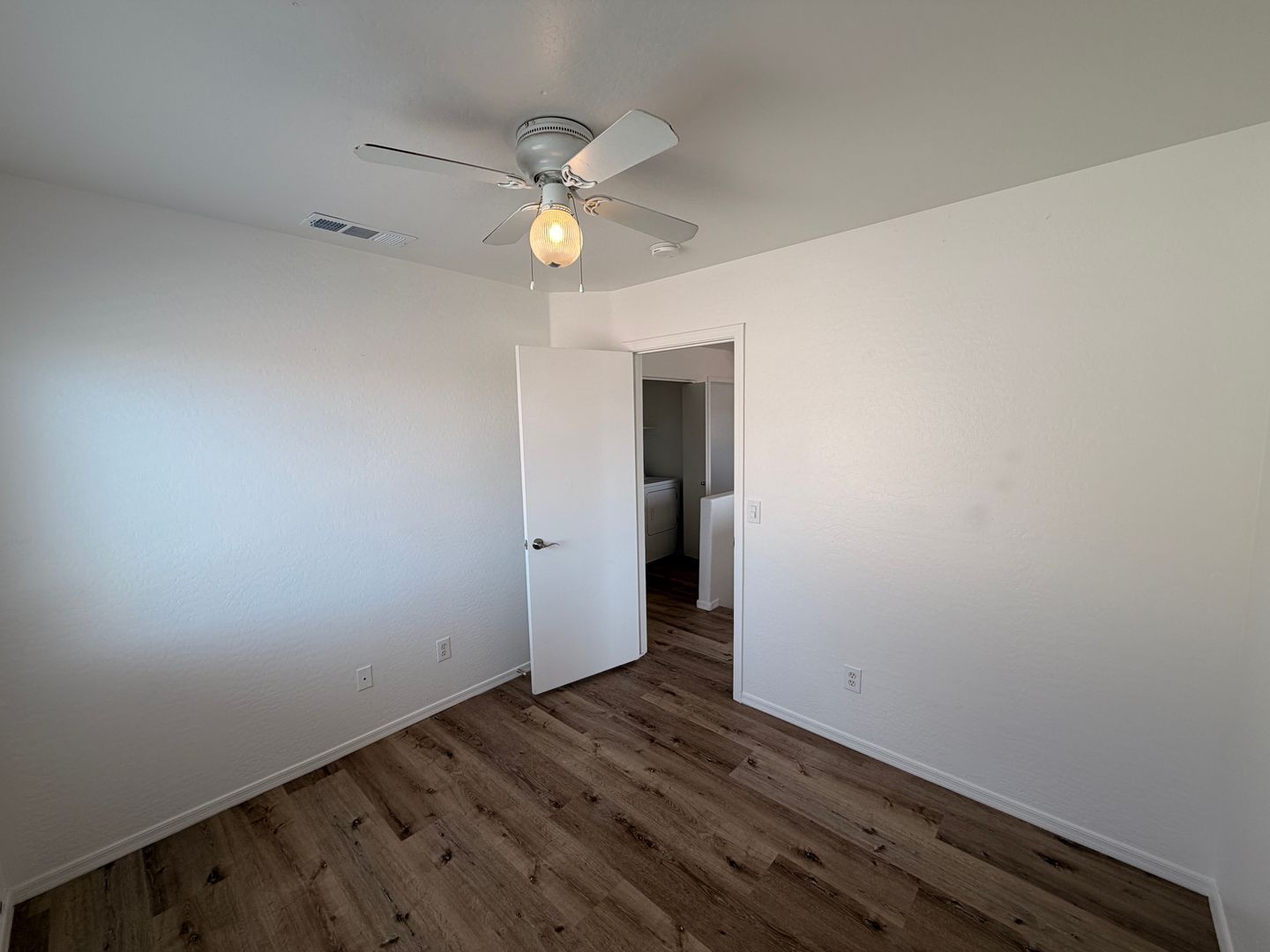 Recently updated 3 bedroom, loft, 2.5 bathroom home in Sundial ready for immediate move-in property image
