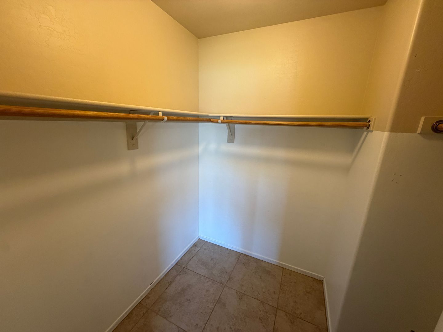 Unfurnished Charming 3-Bedroom Home in Avondale | Available for an Mid August Move-In! property image