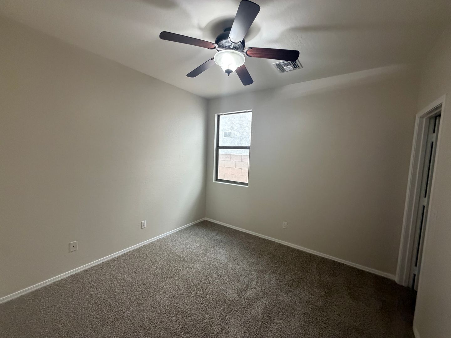 4 Bed 2 Bath in Surprise, With brand New Carpet and Paint- Available Now! property image