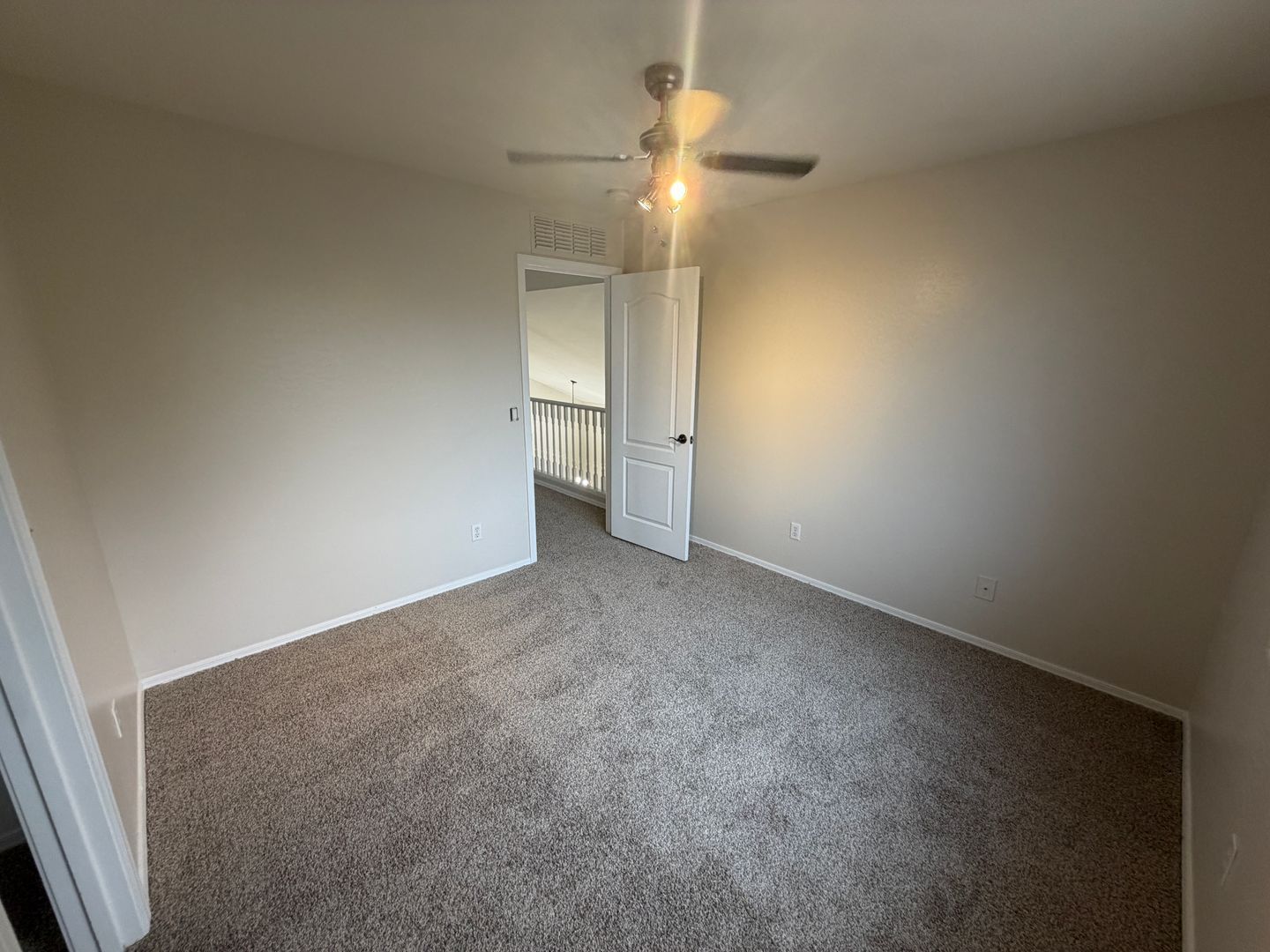 4 Bed 2 Bath in Surprise, With brand New Carpet and Paint- Available Now! property image