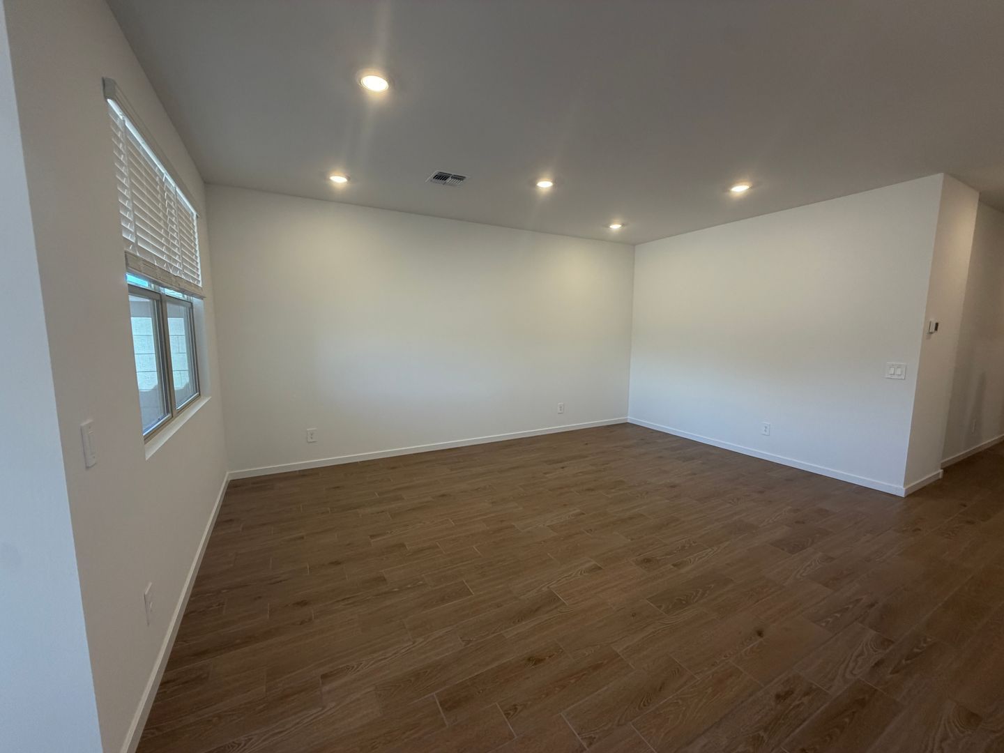 Brand-New Home in Surprise – Never Been Lived In! property image