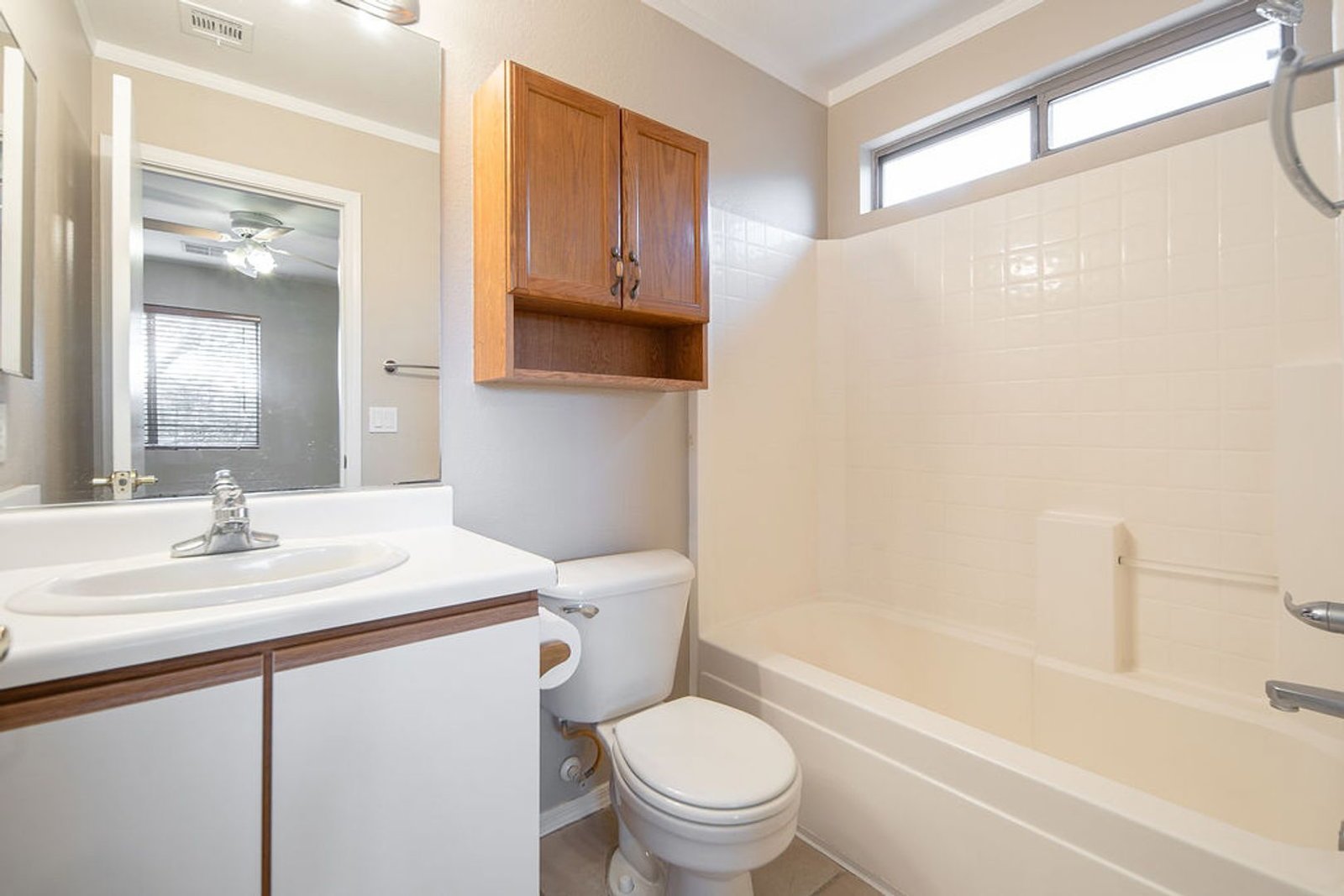 Beautiful 3bd/2ba home with RV Gate property image