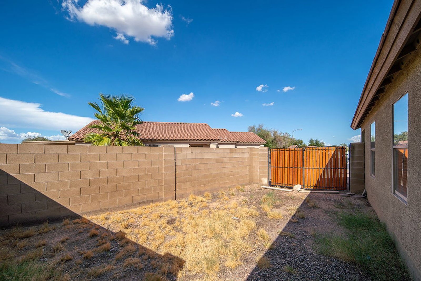 Beautiful 3bd/2ba home with RV Gate property image