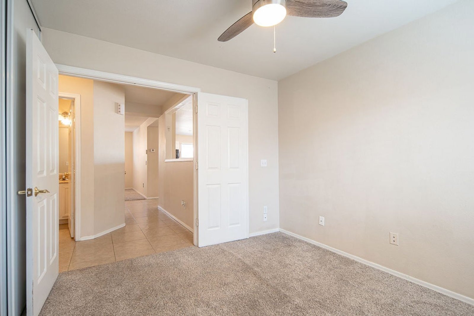 3 bedroom 2 bath home in Greenway Parc is available Early October! property image